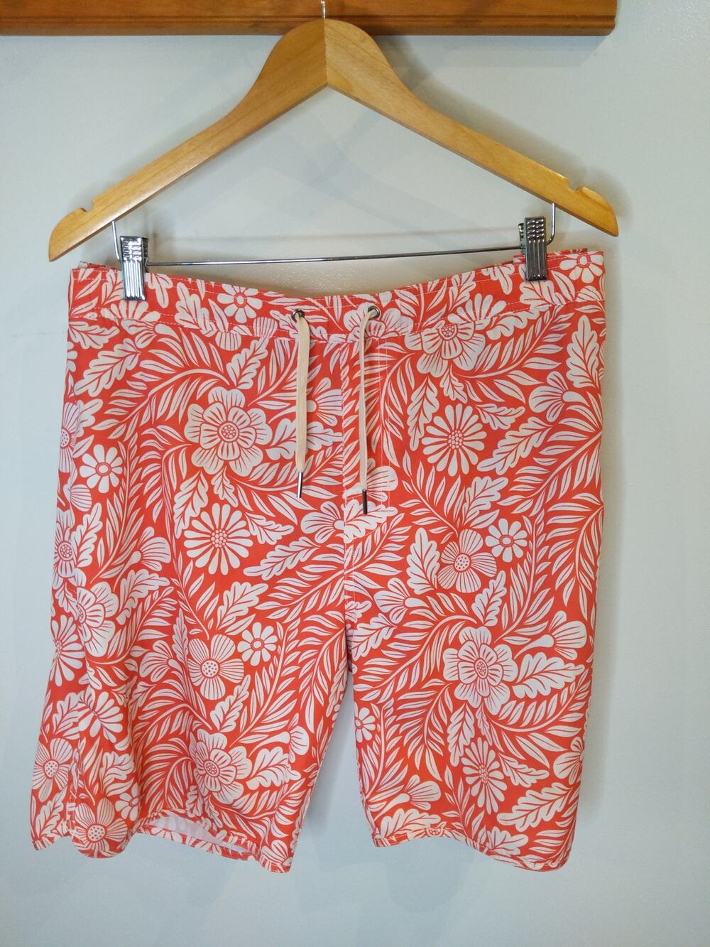 FAIR HARBOR Men's Coral Floral Board Shorts XXL Recycled Athletic Beach